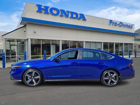 Used 2024 Honda Accord Sport image 7