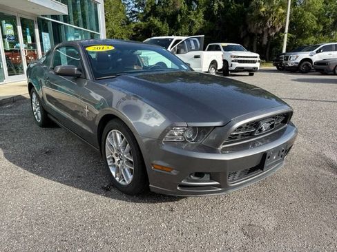 Used 2013 Ford Mustang Premium RWD image 7