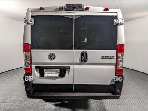 Used 2025 RAM ProMaster 2500 w/ U-Haul Equipment Group FWD image 7
