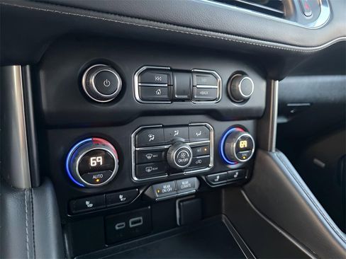 Used 2023 Chevrolet Tahoe Z71 w/ Z71 Off-Road Package image 25