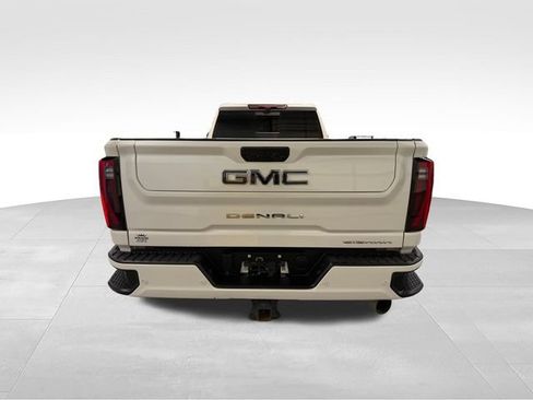 Used 2024 GMC Sierra 3500 Denali Ultimate AWD/4WD image 6