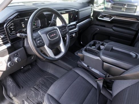 Used 2023 GMC Sierra 1500 Elevation image 13