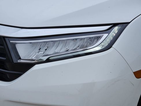 Used 2023 Honda Odyssey Touring image 9