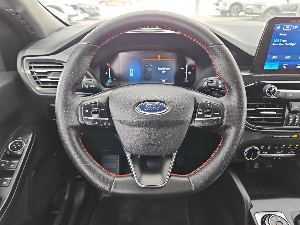 Used 2025 Ford Escape ST-Line AWD/4WD image 22