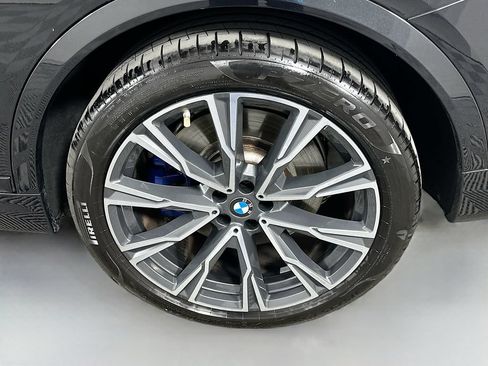 Used 2022 BMW X7 M50i w/ Dynamic Handling Package AWD/4WD image 33