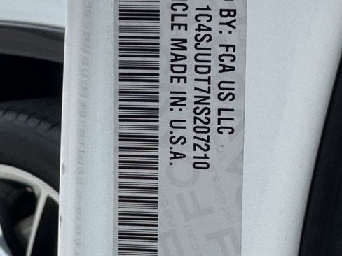 Used 2022 Jeep Wagoneer Series III w/ Premium Group I image 36