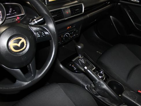 Used 2016 MAZDA MAZDA3 i Sport FWD image 14