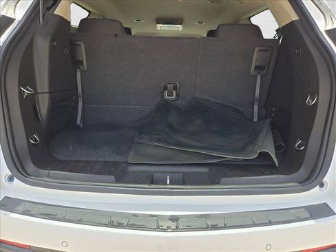 Used 2016 Chevrolet Traverse LT FWD image 6