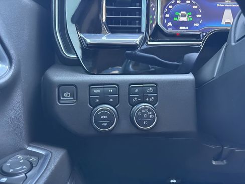 Used 2022 Chevrolet Silverado 1500 RST w/ RST All Star Premium Package AWD/4WD image 22