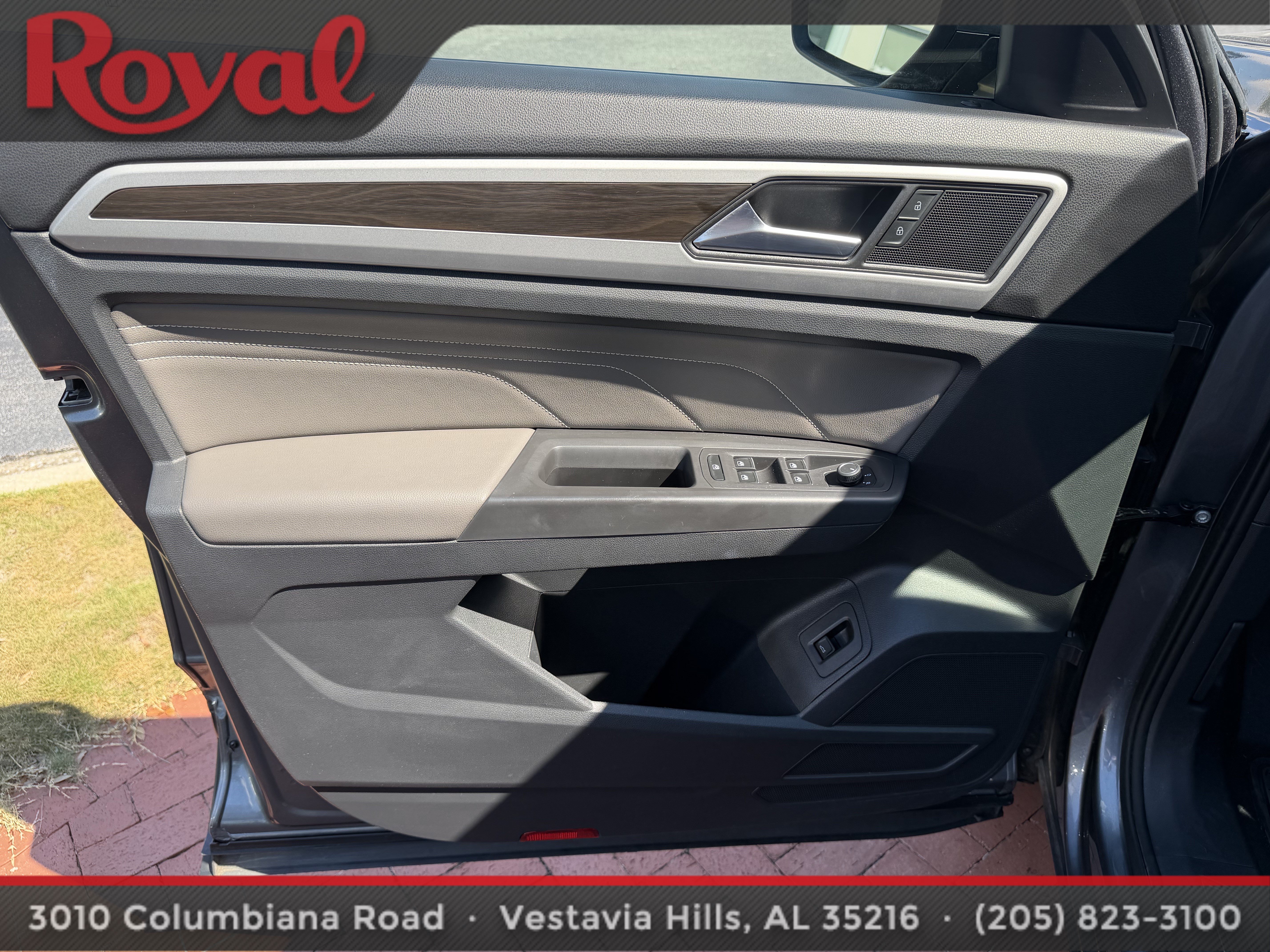 Certified 2023 Volkswagen Atlas SE w/ Black Wheel Package AWD/4WD image 7