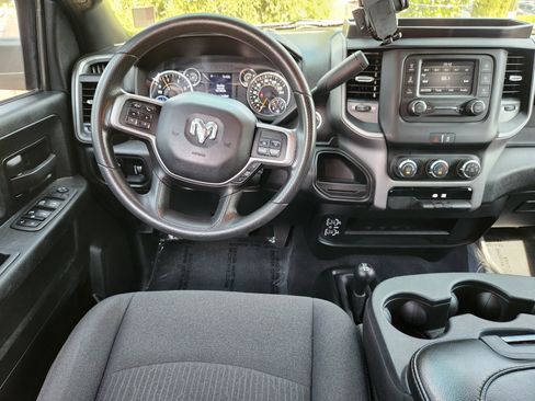Used 2022 RAM 3500 Tradesman image 9