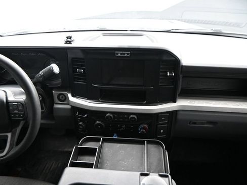 Certified 2025 Ford F250 XL w/ STX Appearance Package AWD/4WD image 23