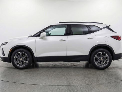 Used 2025 Chevrolet Blazer LT image 5