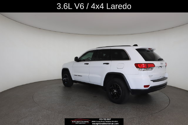 Used 2020 Jeep Grand Cherokee Laredo AWD/4WD image 10