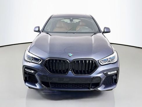 Used 2021 BMW X6 M50i w/ Executive Package image 2