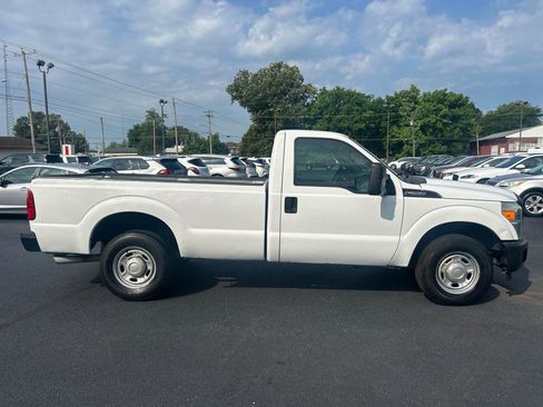 Used 2016 Ford F250 XL RWD image 4