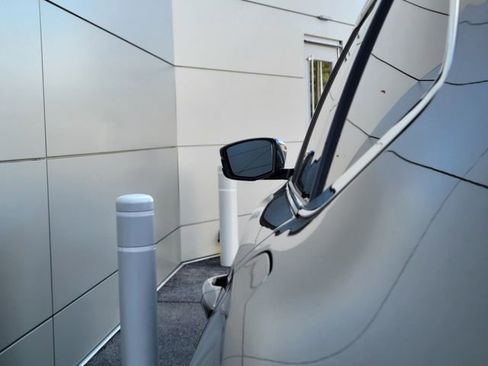 Used 2023 Acura MDX SH-AWD w/ Technology Package image 42