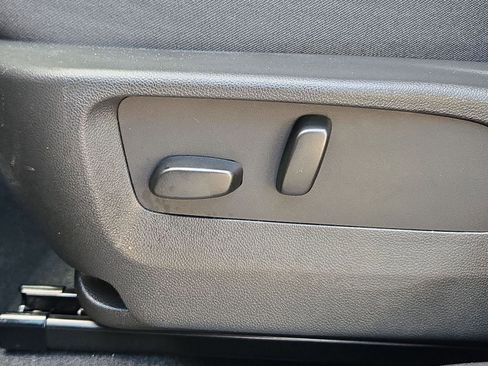 Used 2023 Buick Envision Essence w/ Sport Touring Package image 23