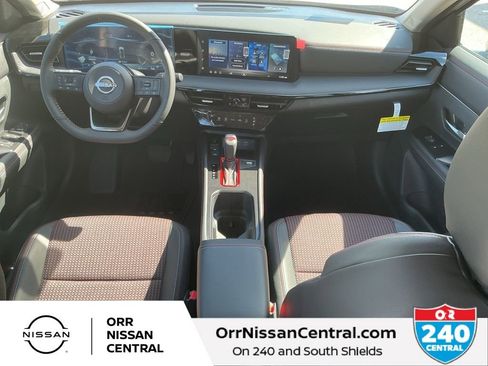 New 2026 Nissan Kicks SR FWD image 15