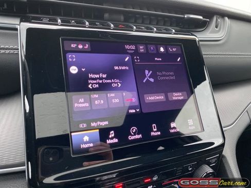 Certified 2025 Jeep Grand Cherokee Altitude image 11