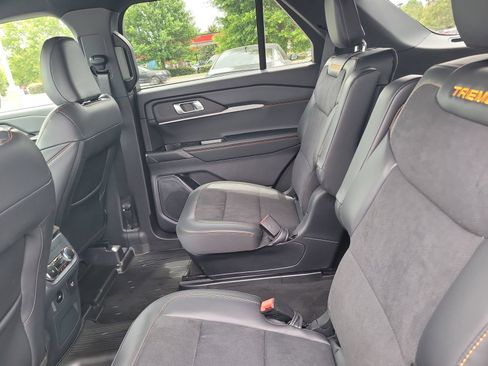Used 2026 Ford Explorer Tremor w/ Tremor Convenience Package AWD/4WD image 23