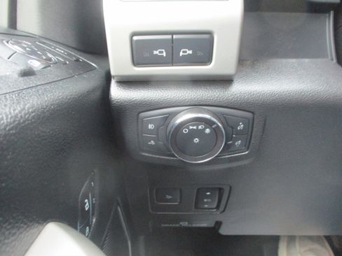 Used 2019 Ford F350 Lariat w/ Lariat Ultimate Package AWD/4WD image 22
