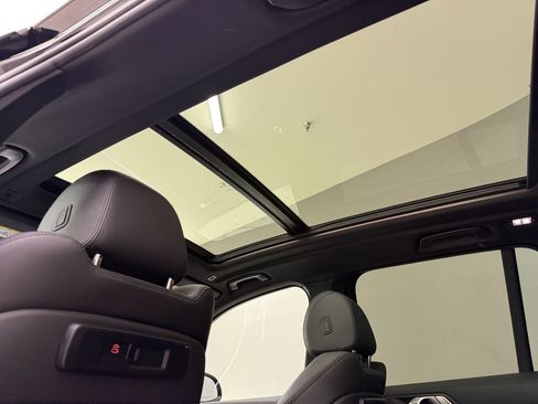 Used 2020 BMW X5 sDrive40i w/ Convenience Package RWD image 25