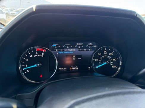 Certified 2022 Ford F450 Platinum w/ FX4 Off-Road Package image 32