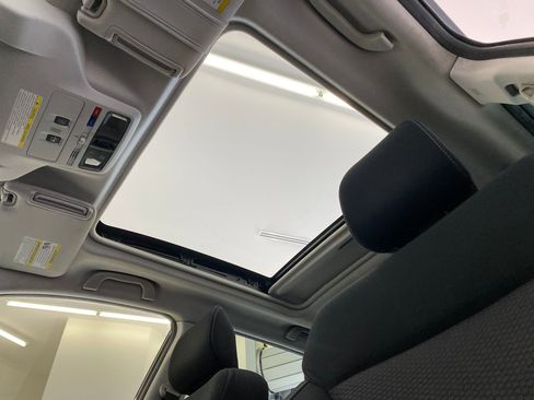 Used 2018 Subaru Forester 2.5i Premium image 14