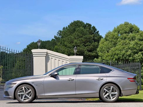 Used 2023 Genesis G80 2.5T w/ Sport Prestige Package AWD/4WD image 7