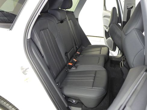 Used 2025 Audi Q5 Premium Plus w/ Premium Plus AWD/4WD image 20