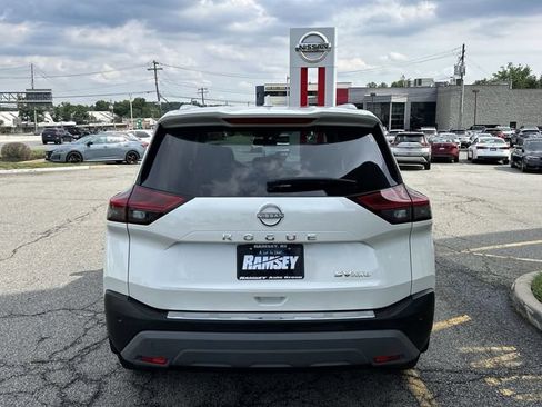 Certified 2023 Nissan Rogue SV w/ SV Premium B Package AWD/4WD image 26