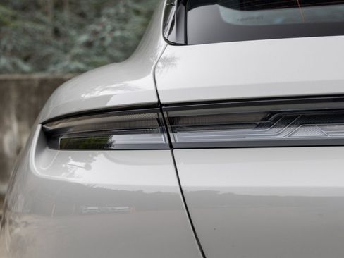 Certified 2023 Porsche Taycan GTS image 19