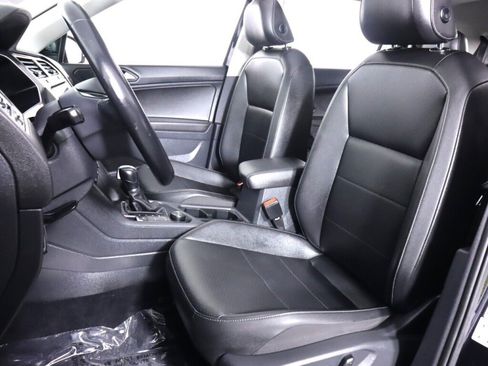 Used 2019 Volkswagen Tiguan SEL w/ 3rd Row Seat Package AWD/4WD image 35