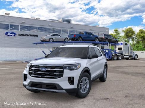 New 2026 Ford Explorer Active w/ Active Comfort Package RWD image 3