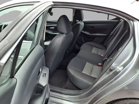 Used 2024 Nissan Sentra SV FWD image 23