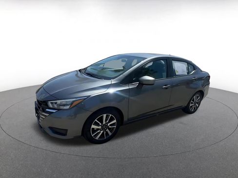 Used 2025 Nissan Versa SV FWD image 8