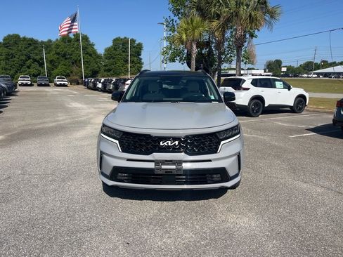 Used 2022 Kia Sorento SX image 2