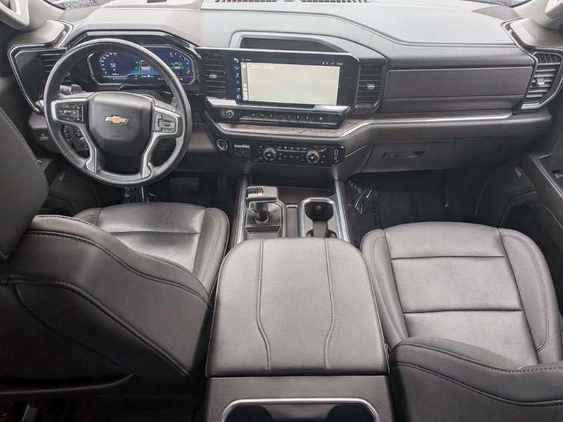 Used 2024 Chevrolet Silverado 1500 LTZ AWD/4WD image 31