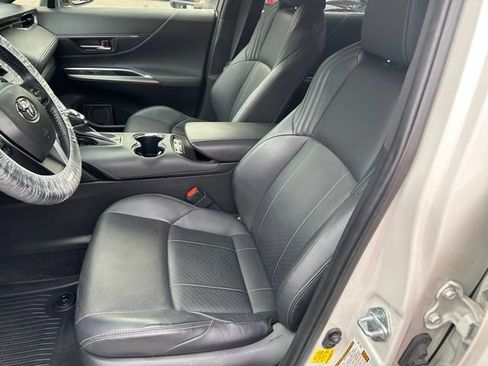 Used 2021 Toyota Venza XLE w/ Softex Package AWD/4WD image 26