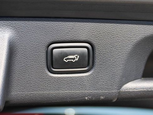 Used 2022 Hyundai Palisade Limited image 9