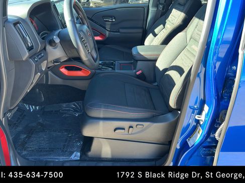 Used 2025 Nissan Frontier PRO-X image 17