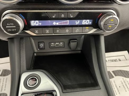 Certified 2025 Nissan Sentra SR w/ SR Premium Package FWD image 27
