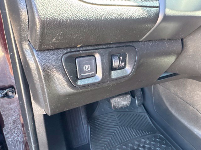 Used 2020 GMC Acadia SLE w/ Driver Convenience Package FWD image 97