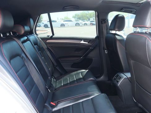 Used 2019 Volkswagen GTI SE w/ SE Experience Package image 27