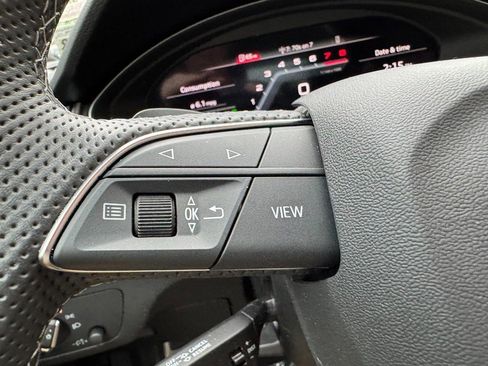 Used 2023 Audi SQ5 Premium Plus w/ Premium Plus Package image 17