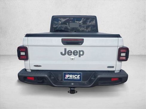 Used 2020 Jeep Gladiator Overland AWD/4WD image 6
