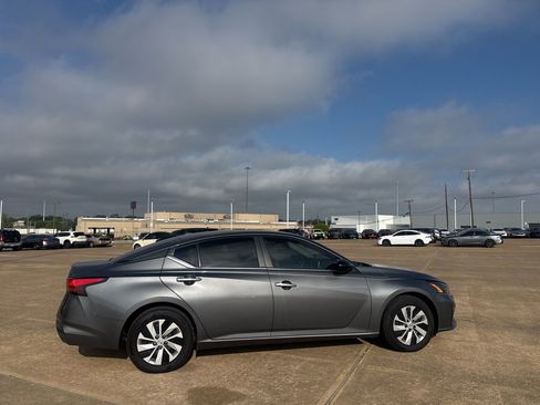 Certified 2025 Nissan Altima 2.5 S image 26