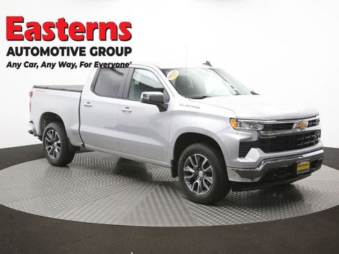 Used 2022 Chevrolet Silverado 1500 LT AWD/4WD image 51