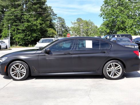 Used 2018 BMW 750i xDrive AWD/4WD image 4